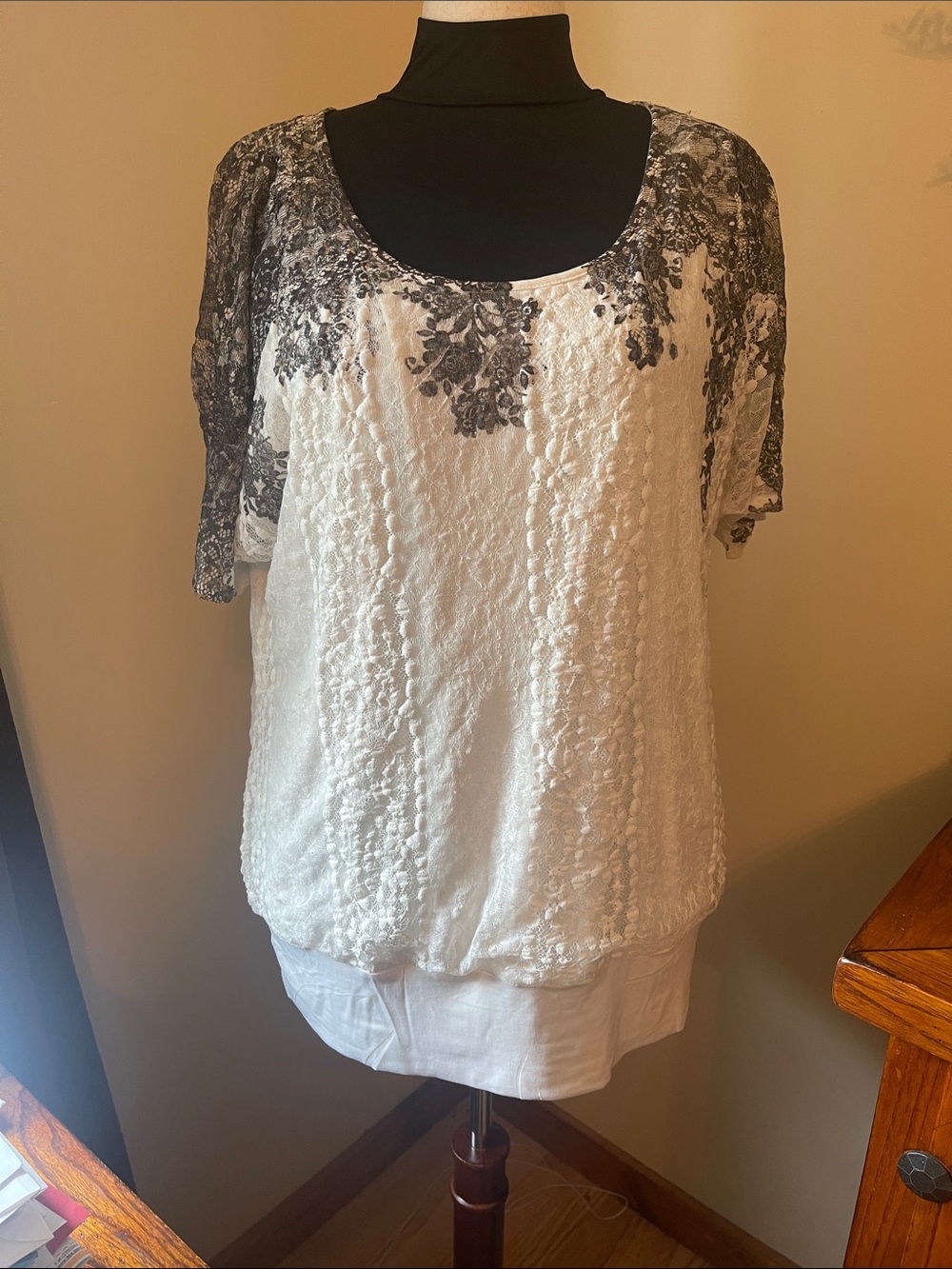 Cream and Black Floral Lace-Accent Women's Blouse